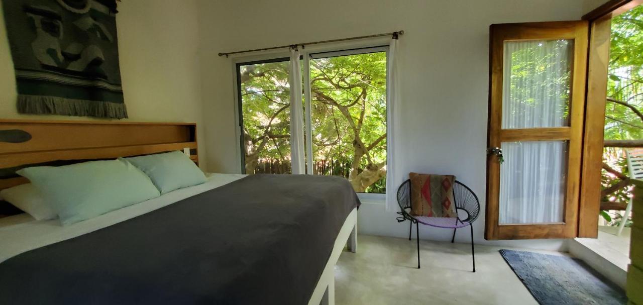 Layla Guesthouse Puerto Morelos Exteriör bild
