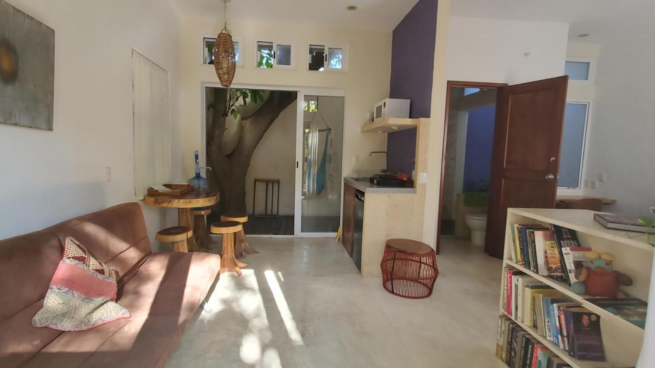 Layla Guesthouse Puerto Morelos Exteriör bild