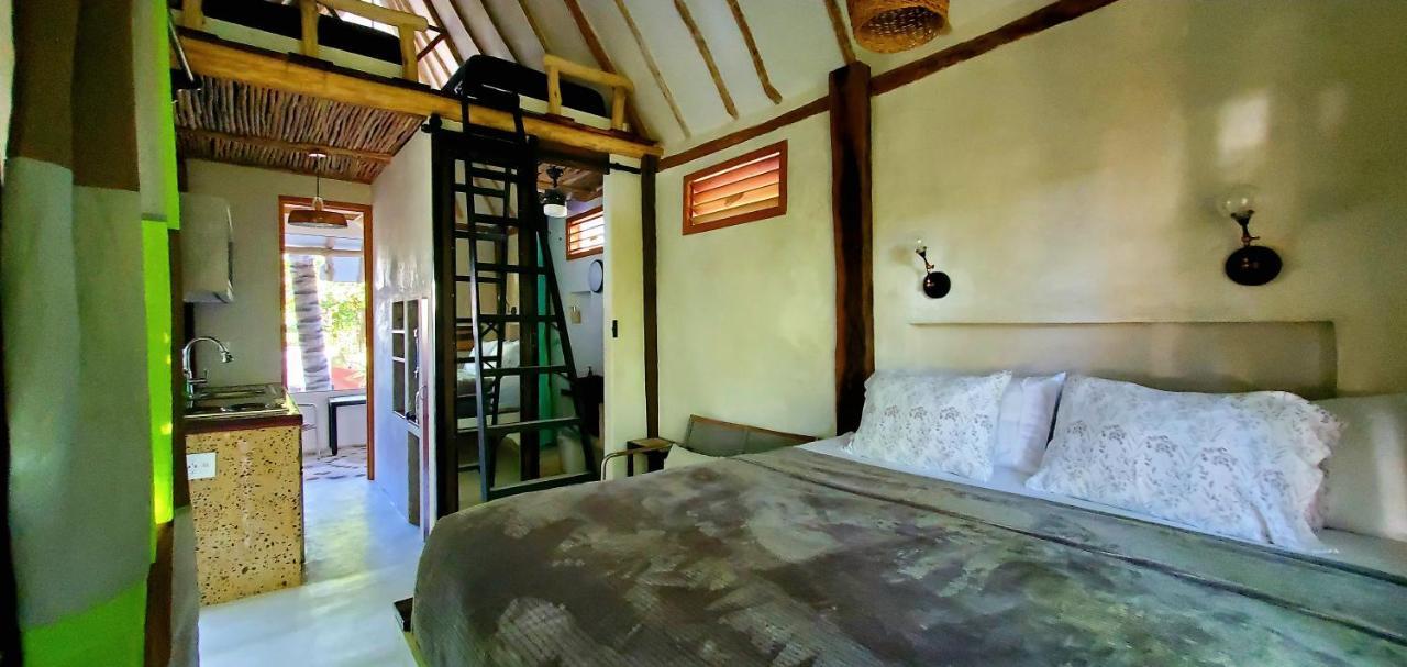Layla Guesthouse Puerto Morelos Exteriör bild
