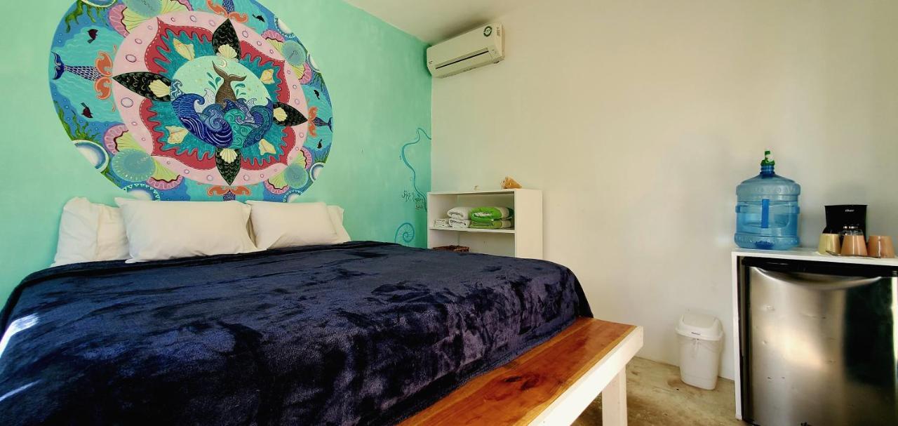 Layla Guesthouse Puerto Morelos Exteriör bild